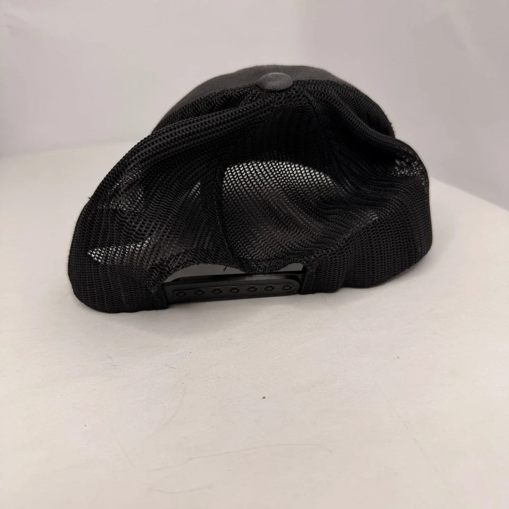 Columbia Sportswear Trucker Hat Lot of 2 Mens Snapback Mesh Back Grey Blk White